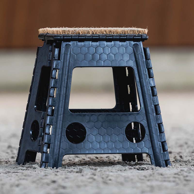 Folding Stool with Doormat - 7835