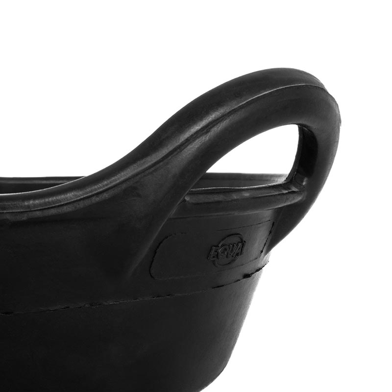 Low feeder bucket with handle in rubber for horses - 6301