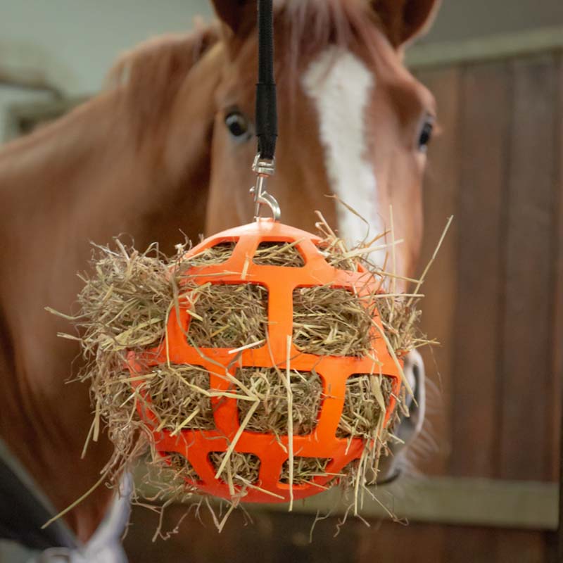 Container ball for hay - 7609